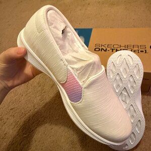 Sketchers GO Step Lite Vegan Washable Ombre Slip-Ons Renewal Sneaker NWT